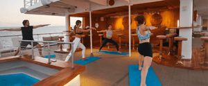 Hero yoga@2x_11zon (1)