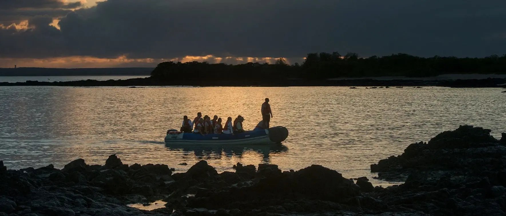 Coral Yachts Itinerary North & West Expedition: Punta Carrion (Santa Cruz Island)